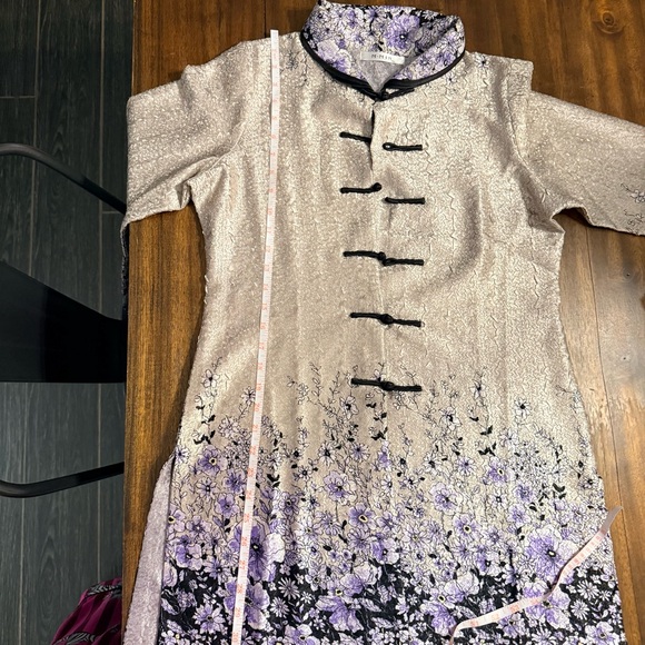 Elegant Silver and Purple Brocade Mandarin style Jacket Size XL longline floral - Picture 8 of 9